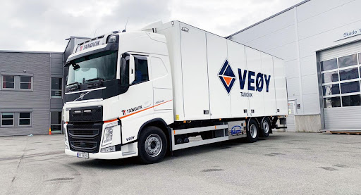 Tangvik Transport i dag – VEØY trekkvogn på Grønøra